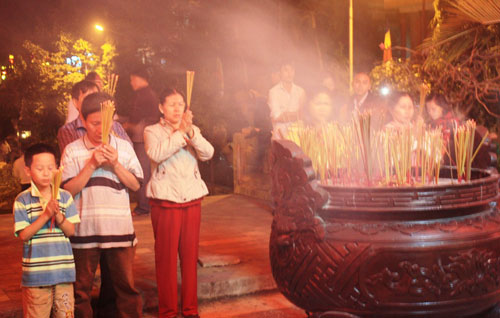 10 điều không cầu khi đi chùa lễ Phật