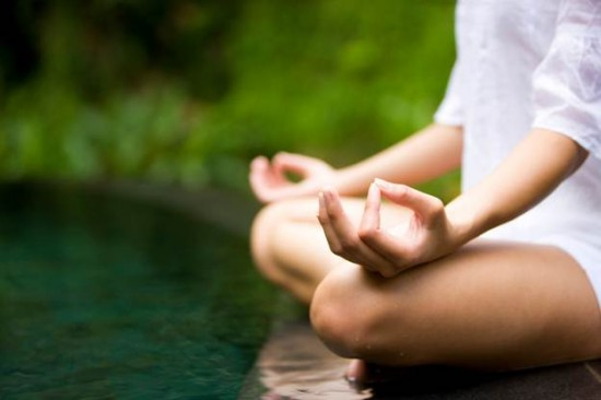 4 cách làm tĩnh tâm khi thế giới quanh ta trở nên hỗn loạn