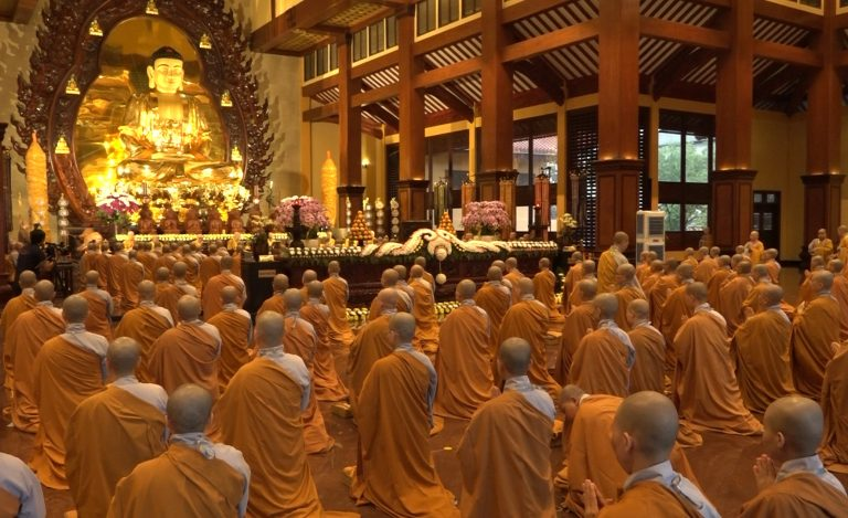 Giới luật Phật chế nhấn mạnh điều gì? 