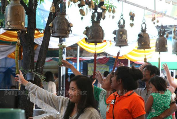 Thái Lan: Chùa Chiền Trên Cả Nước Đồng Loạt Rung Chuông, Đánh Trống Vào Ngày 6/4