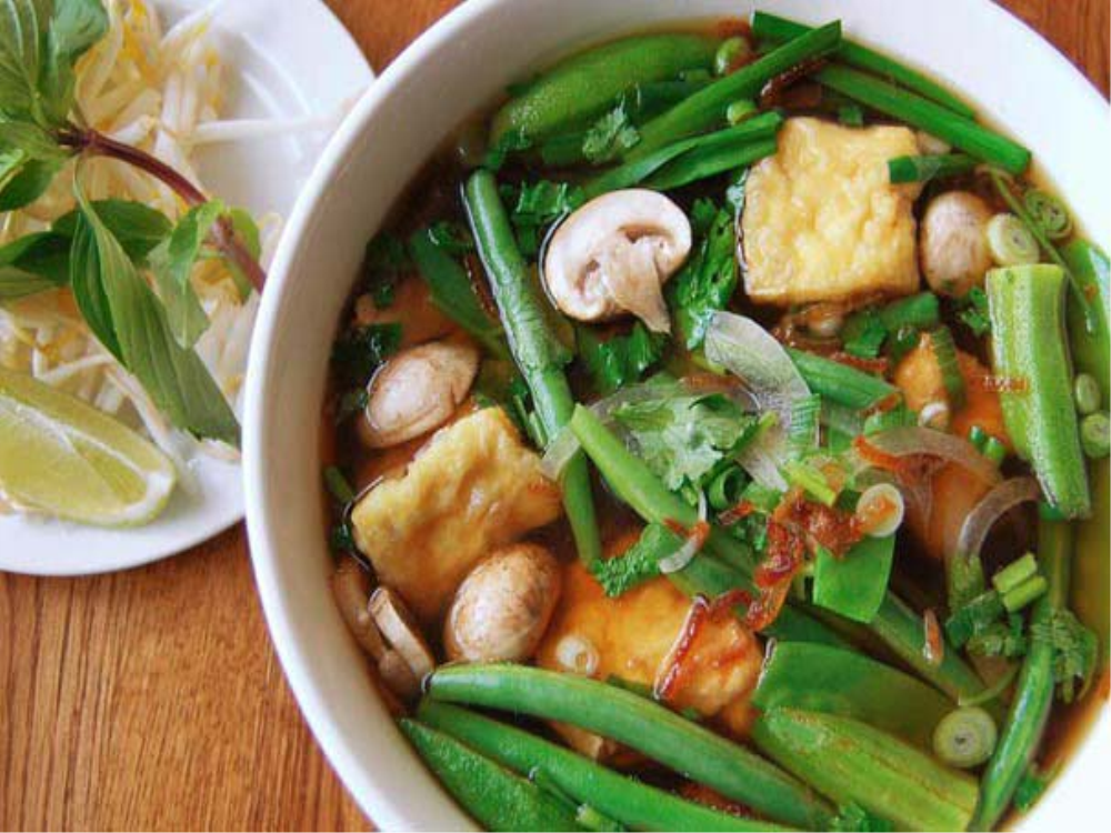CHUYỆN MỘT TÔ PHỞ